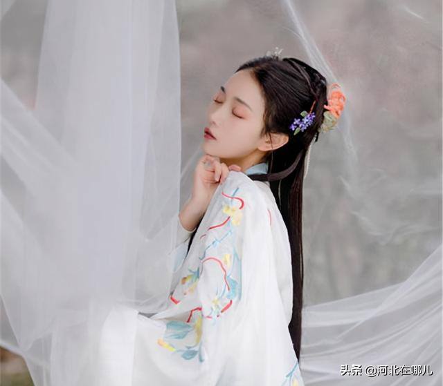 重生八零佳妻致富忙全文免费阅读（重生文：她被人推进大海，重回20岁）
