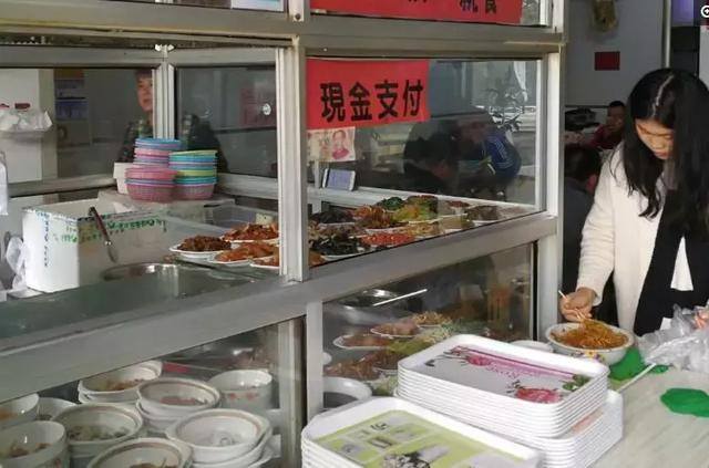 一两千的小成本生意（在农村开一个摩托车维修店，赚钱吗？）