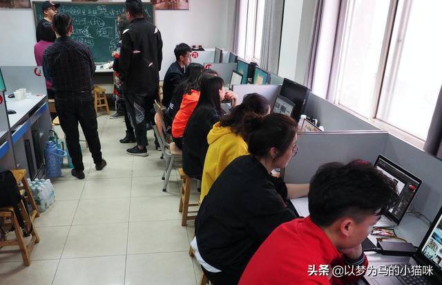 适合女生学的技术而且挣钱（最适合女生报考的几个工科专业）