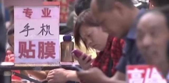 无本一晚上快速赚5万（“明星”大学生成为百万富翁，他到底做了什么？）