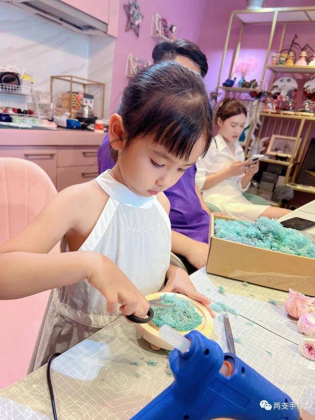 带娃做什么小本生意好（如何经营一家diy手工店）