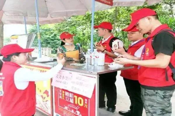 推广赚钱一个50元（地推人员真的能月入三四万吗？）