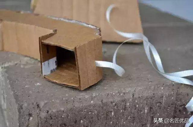 废旧纸箱手工制作大全（幼儿园纸板双层停车场）