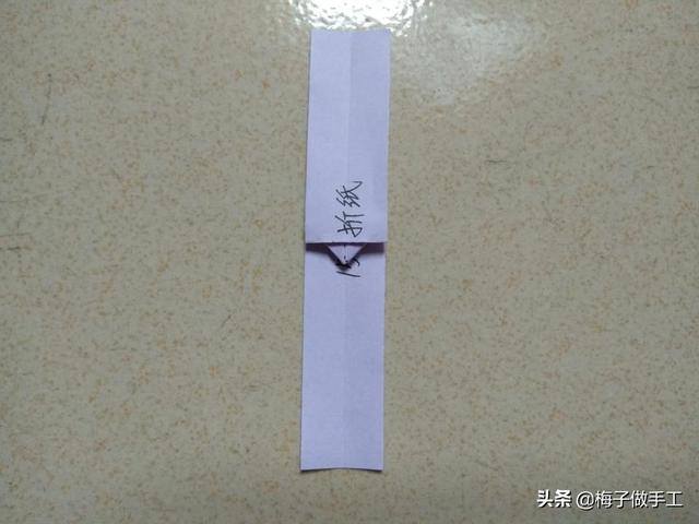 长方体怎么做手工制作（教你用一张纸怎么折一颗蝴蝶结戒指，折法简单又漂亮）