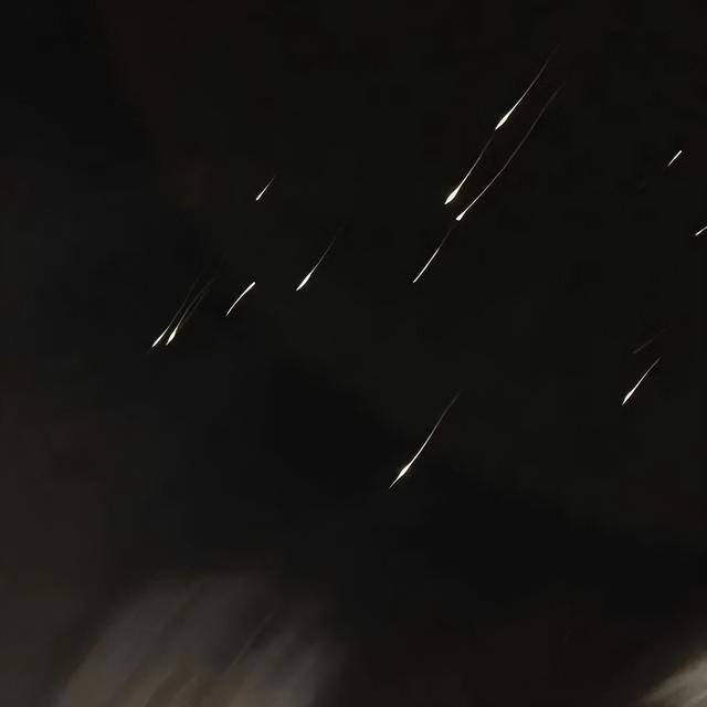 努力挣钱的句子（努力赚钱的经典语录，句句精辟，让你受益匪浅！）
