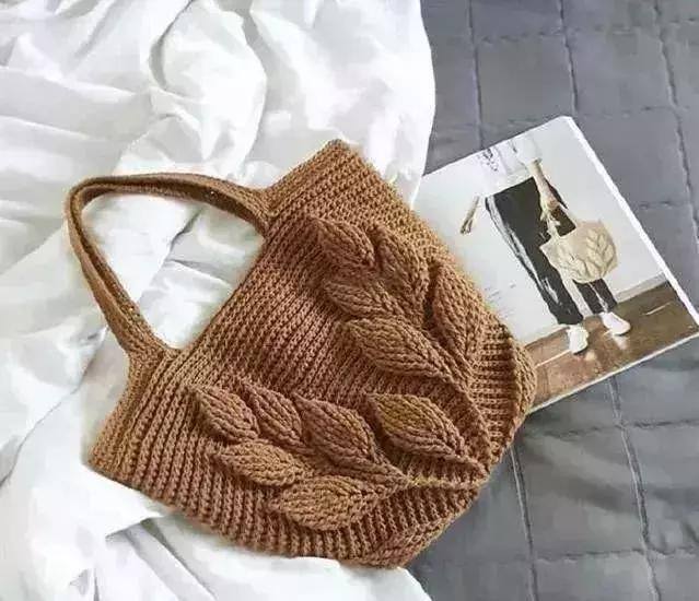 手工毛线编织（手工编织包包教程）