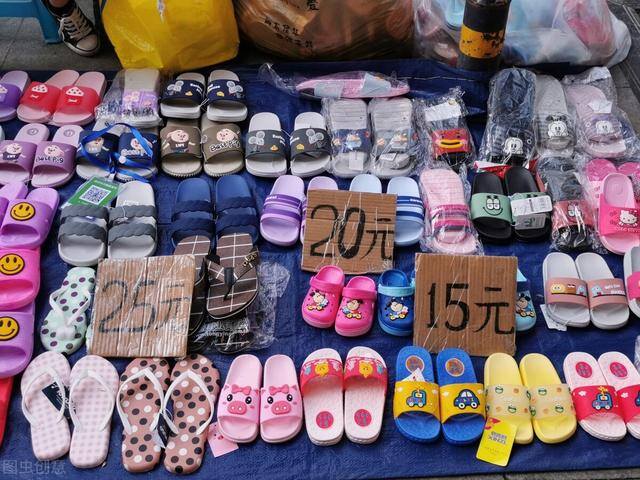 我想开店不知道什么店好（一个人带孩子想挣钱真难）