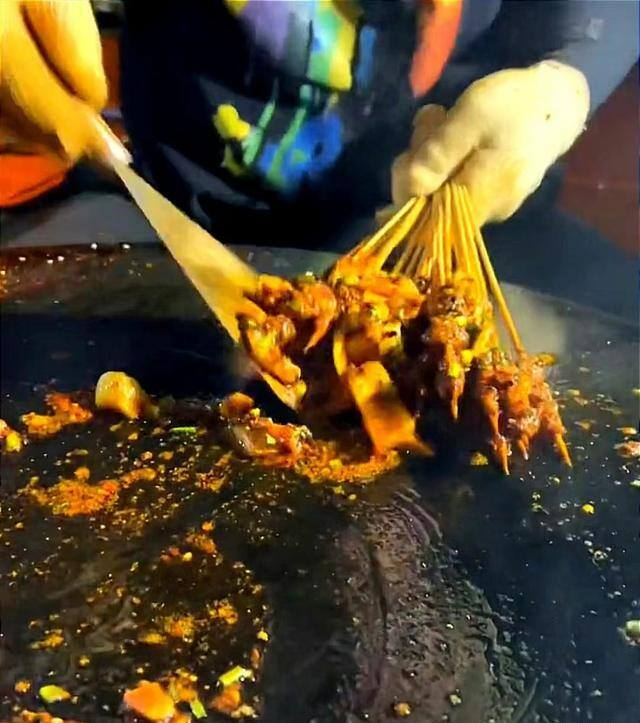 身体舒服又能赚钱（年轻人的生意才能赚钱快）