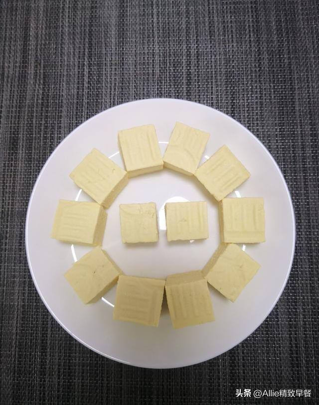 在家做豆腐的简单方法（自制豆腐的方法和配方）