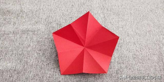 手工作品怎么做 简单 漂亮（红苹果折纸教程图解）