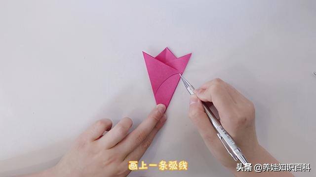 手工做一朵简单的花（幼儿园手工花朵简单制作）