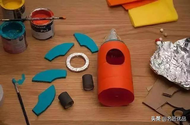 废品制作手工大全简单又漂亮（废弃的矿泉水瓶别扔，教你在家自制塑料瓶，孩子的最爱）