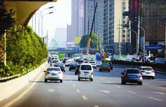 自己有车想兼职跑车有什么平台（“网约车”引爆出行热潮）