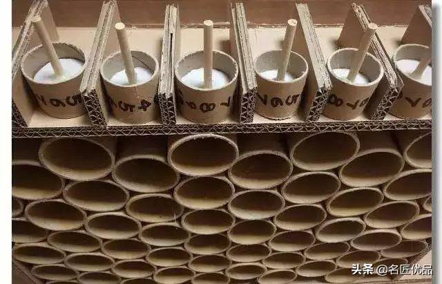 废旧纸箱手工制作大全（幼儿园纸板双层停车场）