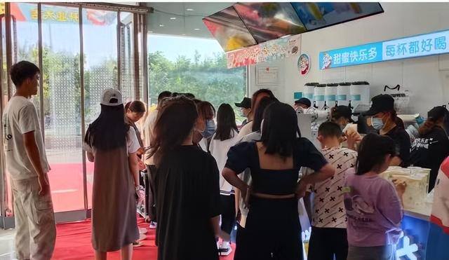 镇上适合开什么店（适合乡镇开的奶茶店有哪些）