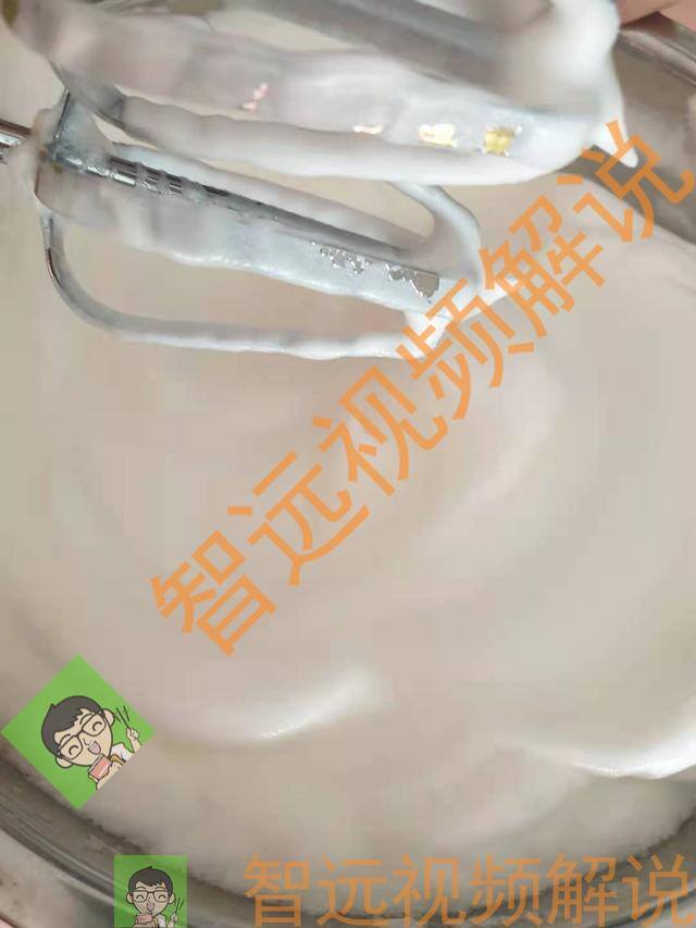 自己在家做蛋糕的最简单方法（生日蛋糕怎么做？）