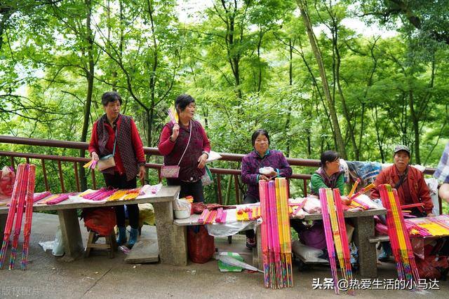 适合60岁老人的小生意（老人退休后，适合做什么样的工作？）
