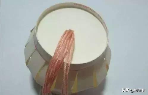 儿童手工小灯笼怎么做（儿童手工制作灯笼的方法）