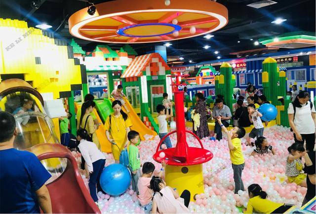 儿童娱乐加盟项目（儿童游乐设备加盟多少钱）