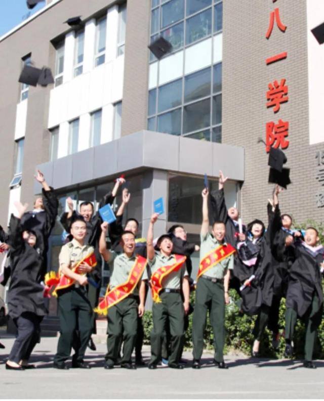 在部队怎么提升学历（战友们，在部队取得更高学历并不难！）