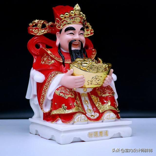 大门口种什么树对风水好又招财（农村俗语：“门前四树子孙富，五物进宅财源来”，什么意思？）