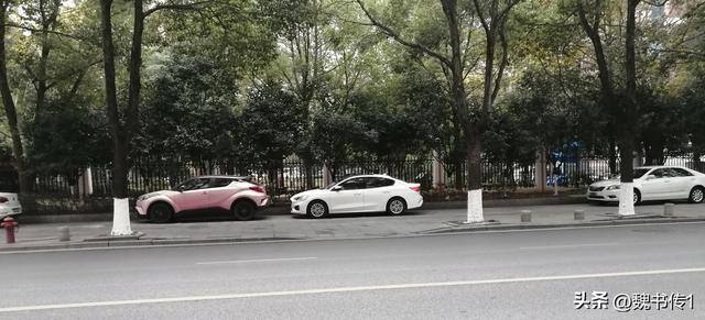 跑专车一个月大概可以赚多少钱（出租车司机：你一个月勤奋跑这种车到底能赚多少钱？）