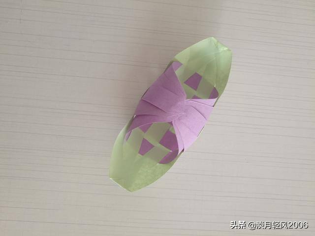 儿童简单手工（幼儿手工，用10个小纸条做一个小船，简单好学）