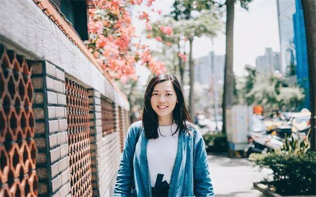 县城做什么生意投资小利润高（在小县城做什么生意能年入百万？）