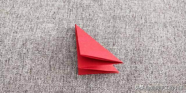 手工作品怎么做 简单 漂亮（红苹果折纸教程图解）