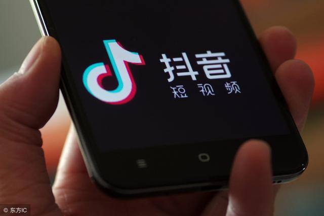 抖音橱窗挂别人商品怎么赚钱（如何利用抖音赚钱？）