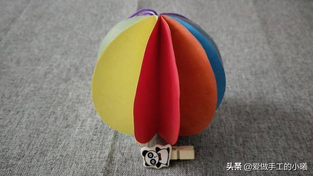 灯笼制作手工简单做法（简易灯笼折纸教程图解）