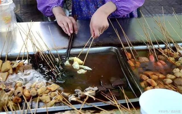 小本生意做什么好（不起眼的城市旮旯里的小生意，月入过万）