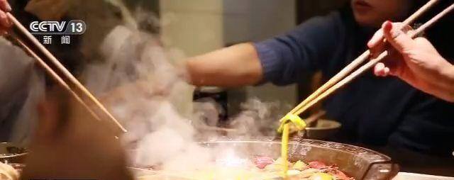 属鼠人适合开什么店（今年年货大盘点｜年货大乱斗）