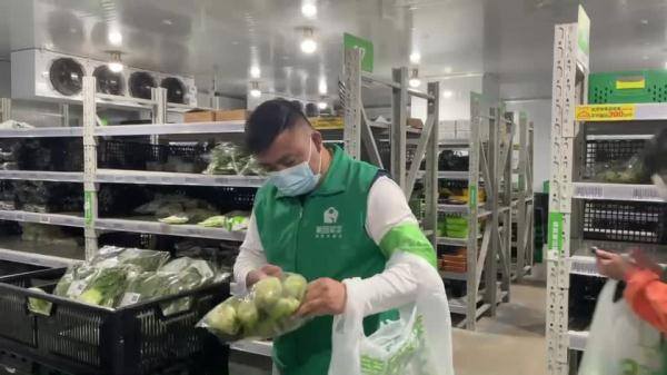 美团分拣员一个月能挣多少钱（美团买菜分拣员：培训6周才能上岗）
