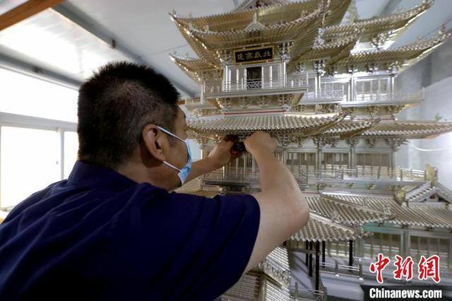 我想做手工（钳海强：金银细工打造纯银滕王阁模型）