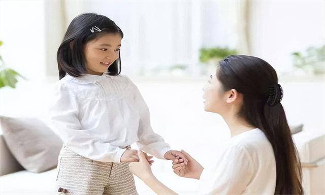 男孩子在家怎么打自己（儿子动手打妈妈该怎么办）