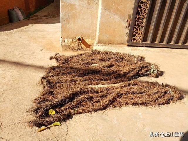 附近有没有手工活拿回家做（库周边，遇见小村庄）