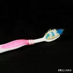 用废旧物品做手工简单又漂亮（手把手教你做“叶脉书签”）