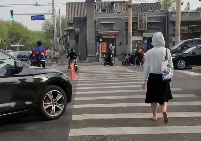 全国随手拍违章挣钱app（「曝光台」交通违法曝光台）