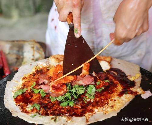 地摊卖什么赚钱（摆地摊怎么赚钱？）
