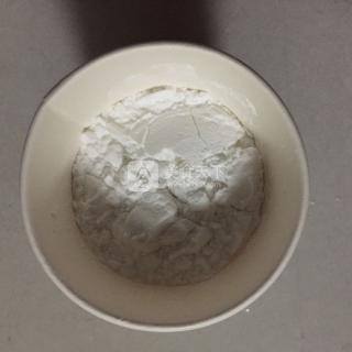 如何自制凉粉（夏日凉拌凉粉）