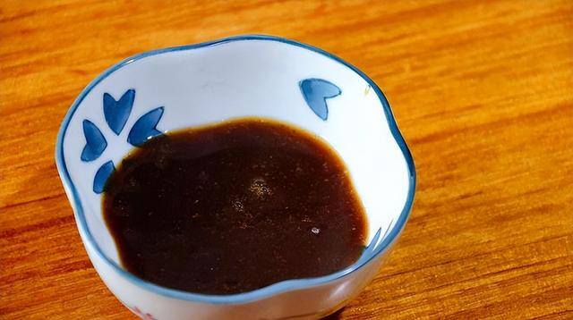 摆摊小吃什么最受欢迎（小吃摊香喷喷的小吃，你吃过几种？）