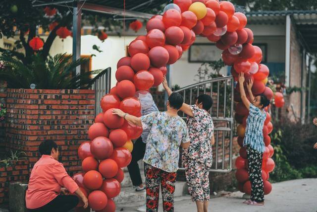 办一场婚礼要多少钱（我的婚礼准备攻略）