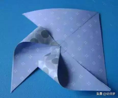 自制手工（简易复古纸风车的折纸方法图解）
