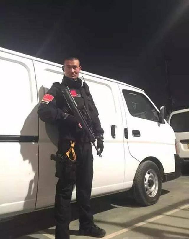 现在去伊拉克打工一月多少钱（弟弟被打成了“雇佣兵”，弟弟的做法让人深思）