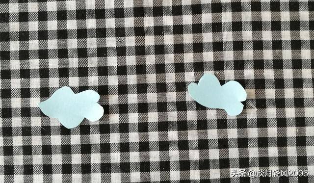 用卡纸做手工（用卡纸做一幅有花、有蝴蝶的春天的画）