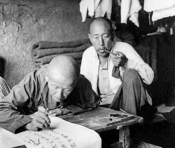 公社斗地主赚钱版（70年前的老照片，看完你有何感想？）