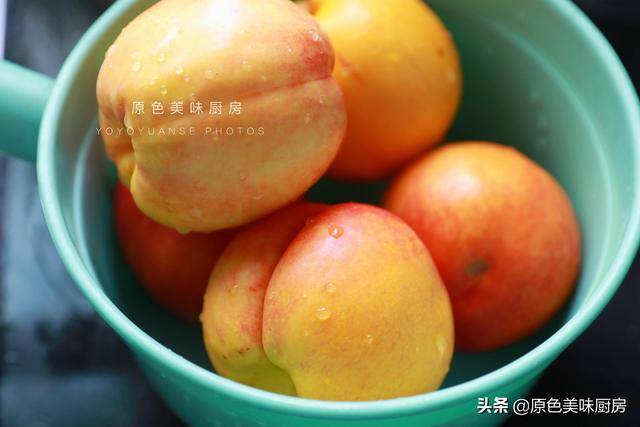 家庭自制黄桃罐头的做法（想吃黄桃罐头不用买，简单3步就搞定）