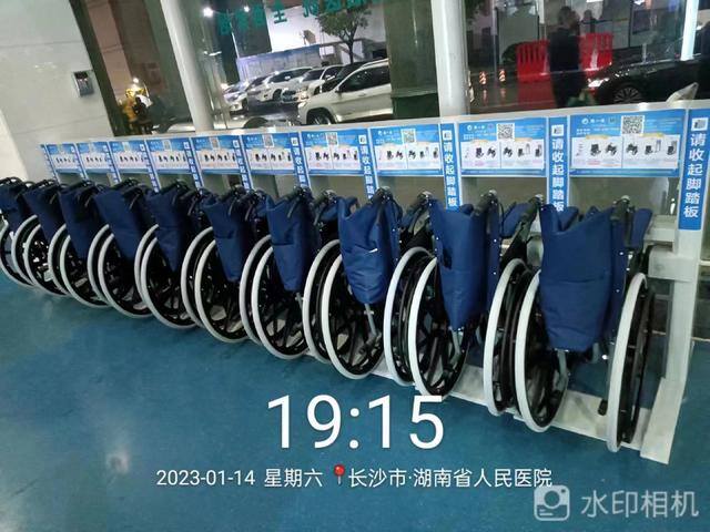 赚钱的行业有哪些?（最适合普通人赚钱的行业，千万不要错过）