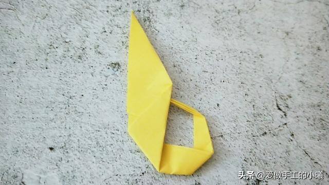 适合儿童做的手工（儿童趣味手工——简单剪刀折纸教程）